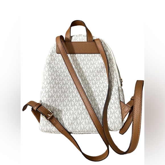 MK Vanilla Erin Backpack - Picture 6 of 11